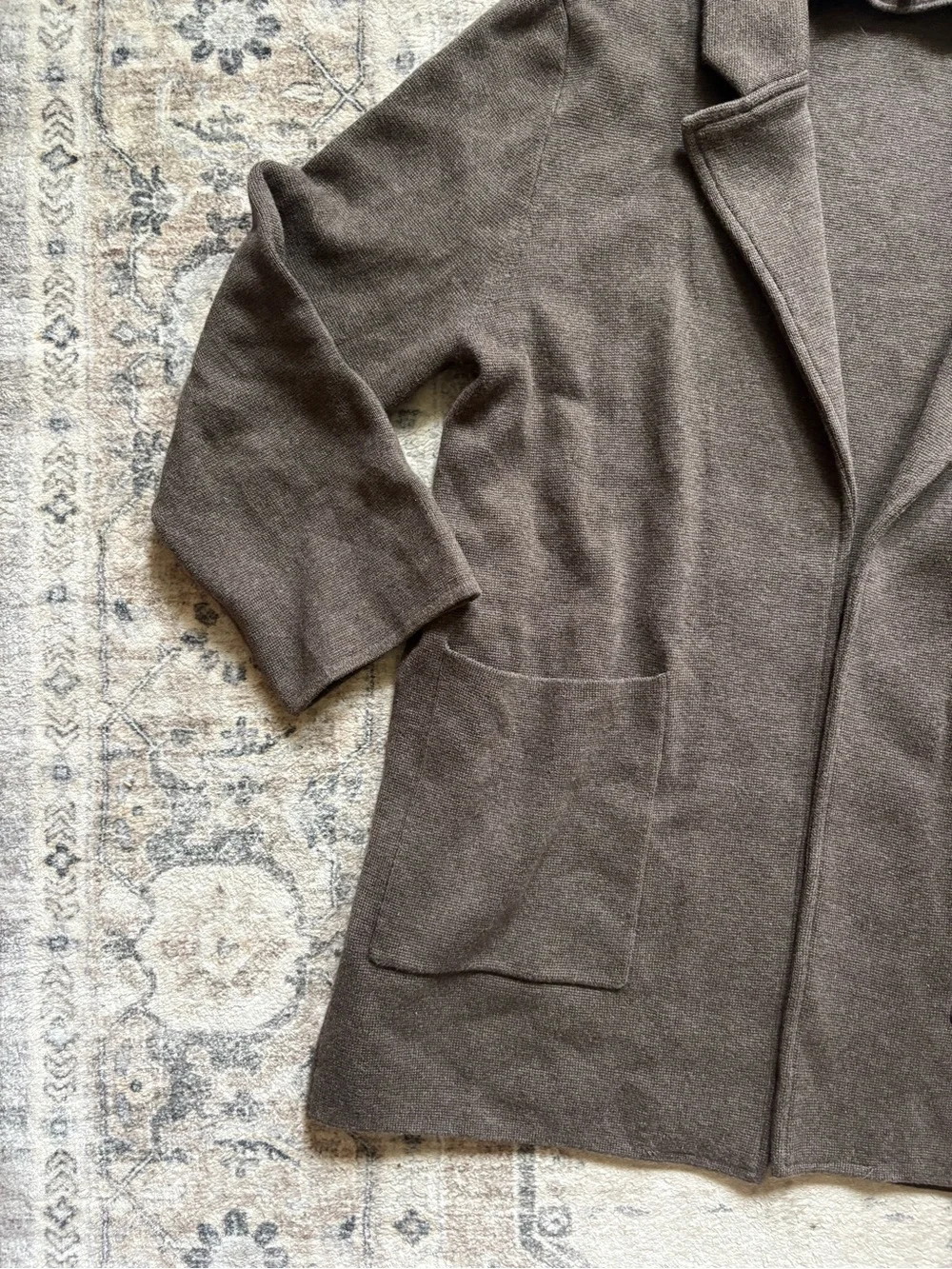 Quince 100% Organic Cotton Knit Blazer size M in brown - Picture 3 of 8